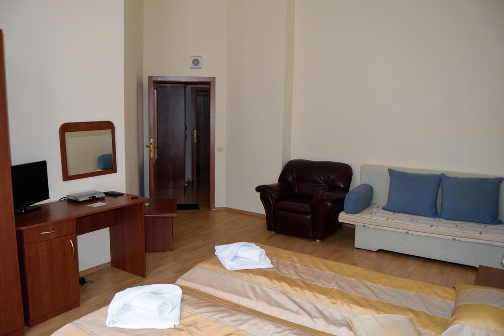 Persey Flora Apartments Borovets Room photo